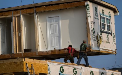 Construction Men Set a Modular