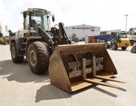 Schaeff TL 260 loader